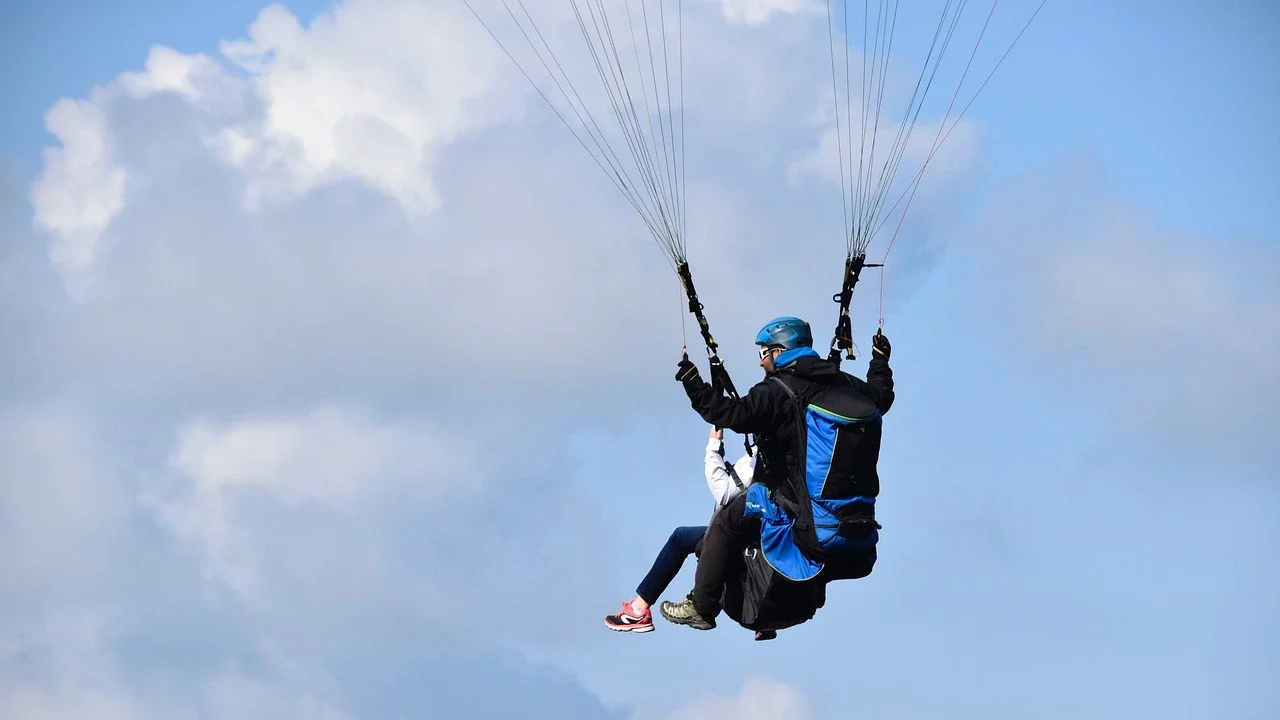 Tandem Paragliding